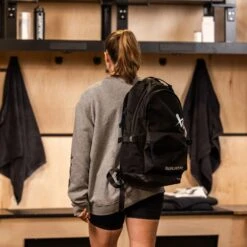 Bauer Elite Backpack Rygsæk -Rexhockey S24 Bauer Elite Backpack action 2