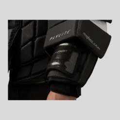 Bauer Vapor Flylite Målmandspanser Senior -Rexhockey bauer vapor flylite goalie chest protector arm